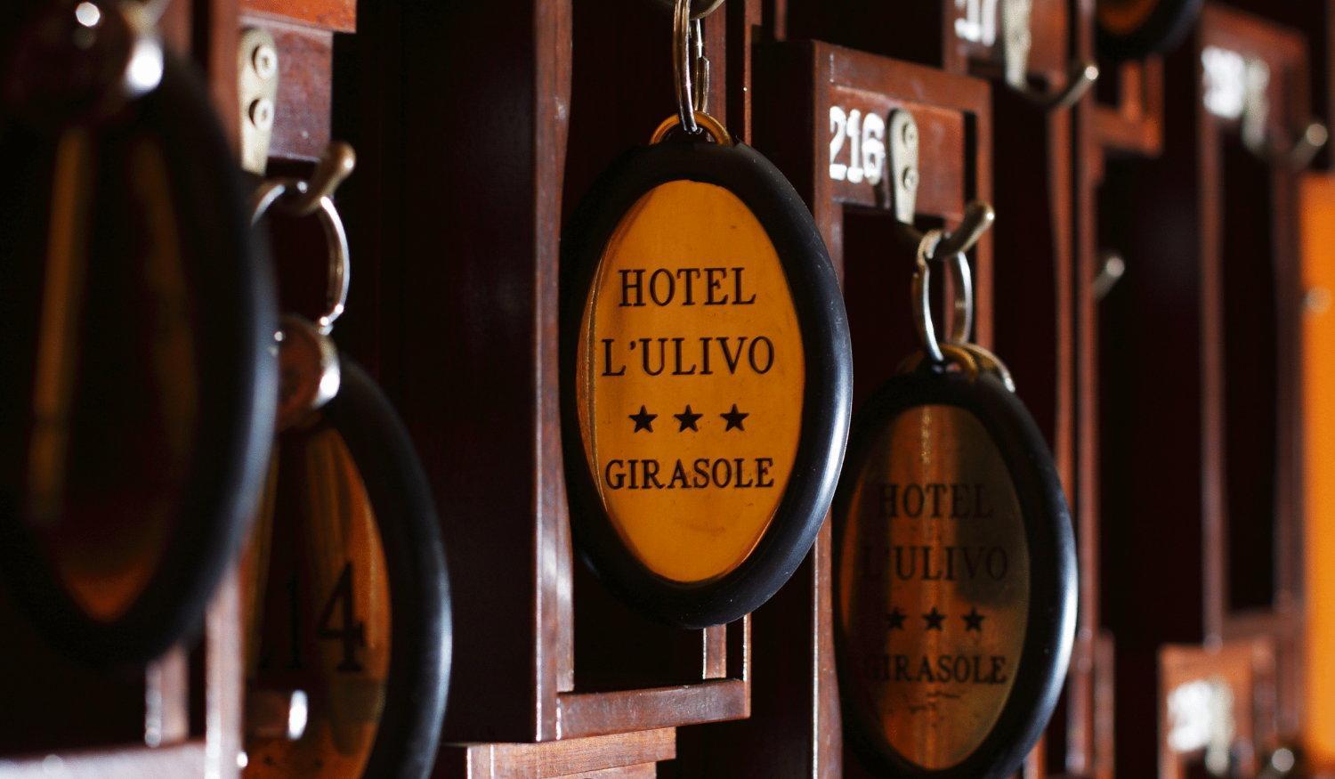Hotel L'Ulivo Girasole Exterior foto